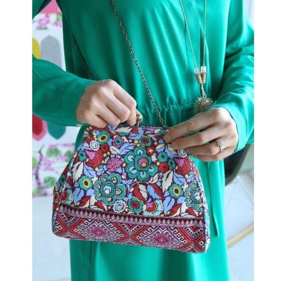 Amy Butler Nora Clutch With Chain - Picture 2 of 7